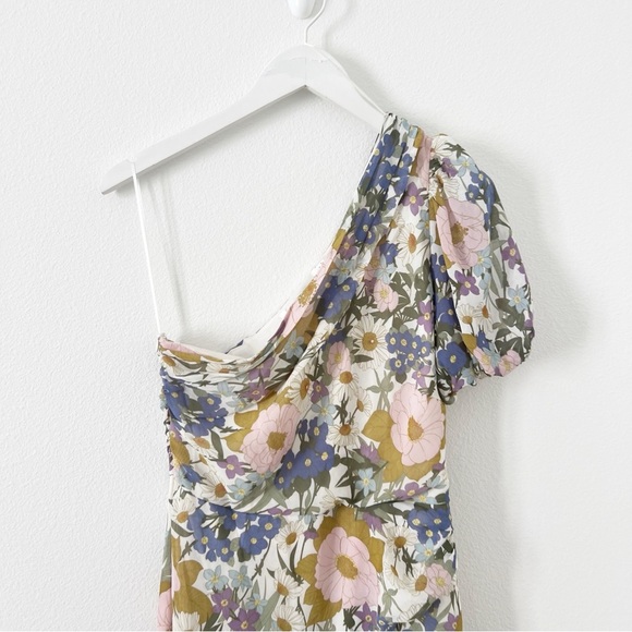 ASTR the Label Santorini Dress in Off White Retro Floral - Picture 3 of 5